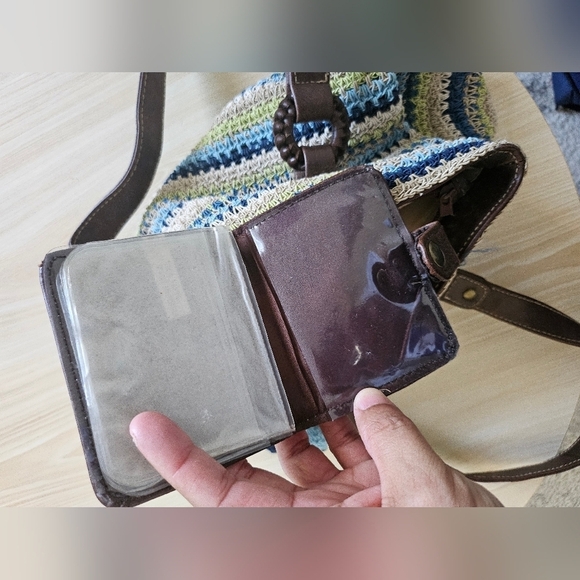 White Stag Stiped Women's Chic Crochet purse-shoulder-bags. - Picture 8 of 11